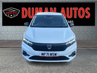 USED 2021 71 DACIA SANDERO 1.0 SCe Essential Hatchback 5dr Petrol Manual Euro 6 (s/s) (65 ps) ONE PREVIOUS OWNER+ LOW INSURANCE GROUP+ MULTIFUNCIONAL STEARING WHEEL+ CRUISE CONTROL+ CLIMATE CONTROL+ 15 INCH ALLOY WHEELS+