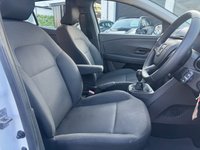 USED 2021 71 DACIA SANDERO 1.0 SCe Essential Hatchback 5dr Petrol Manual Euro 6 (s/s) (65 ps) ONE PREVIOUS OWNER+ LOW INSURANCE GROUP+ MULTIFUNCIONAL STEARING WHEEL+ CRUISE CONTROL+ CLIMATE CONTROL+ 15 INCH ALLOY WHEELS+