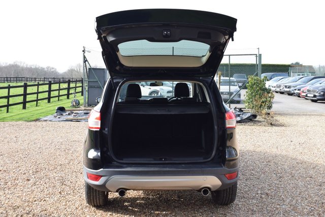 2015 FORD KUGA 2.0 TDCi Zetec SUV 5dr Diesel Powershift AWD Euro 6 (s/s) (150 ps) - Photo 11
