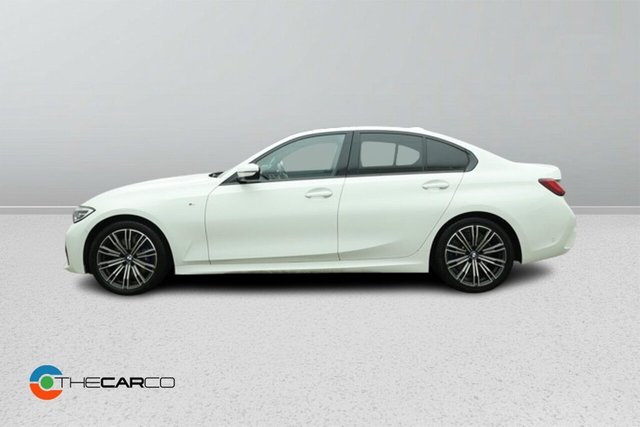 2022 BMW 3 Series - Photo 4