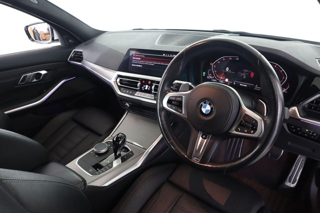 2021 BMW 3 Series - Photo 11