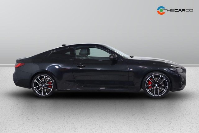 2022 BMW 4 Series - Photo 9