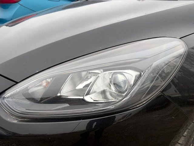 2019 Ford Fiesta 1.5L St-3 3dr - Photo 5