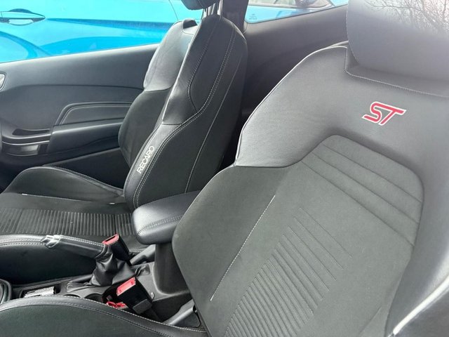 2019 Ford Fiesta 1.5L St-3 3dr - Photo 6