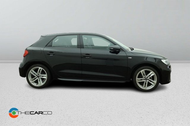 2022 Audi A1 - Photo 5