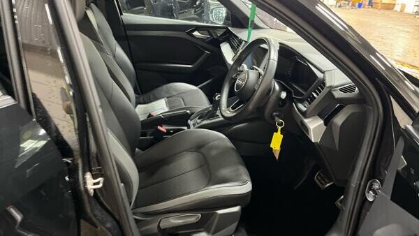 2022 Audi A1 - Photo 10