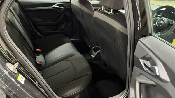 2022 Audi A1 - Photo 11