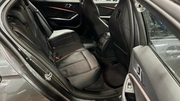 2021 BMW 1 Series - Photo 11