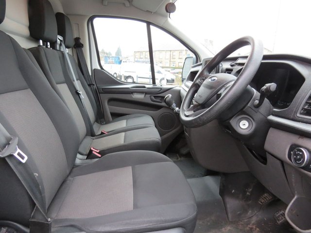 2021 Ford Transit Custom 2L Leader 5dr - Photo 4