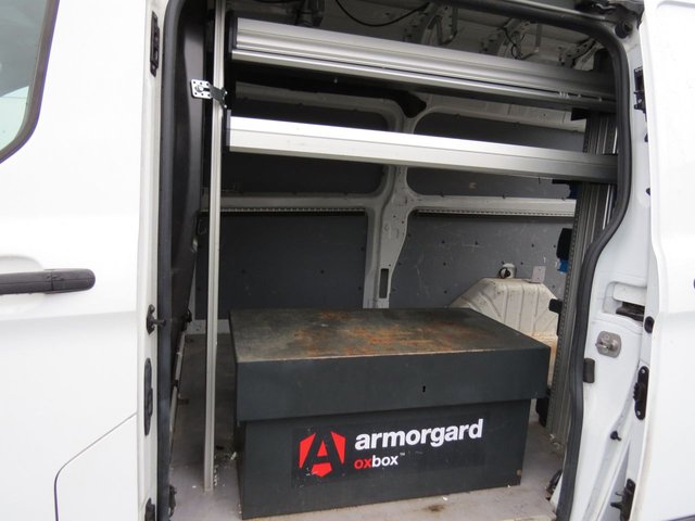 2021 Ford Transit Custom 2L Leader 5dr - Photo 7