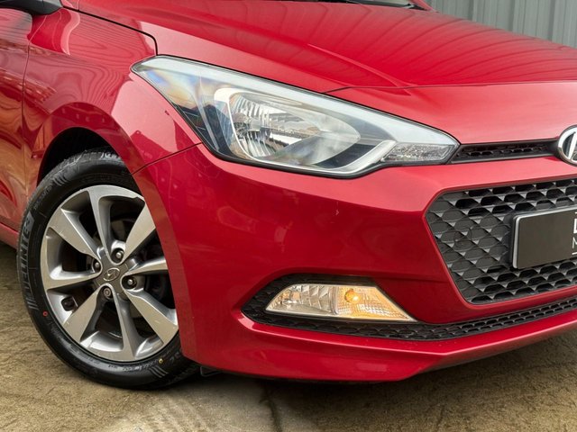 2015 HYUNDAI I20 SE 1.4 Auto Hatchback 5dr Petrol Euro 6 (100 ps) - Photo 10