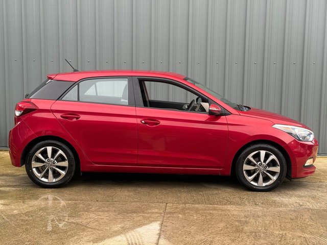 2015 HYUNDAI I20 SE 1.4 Auto Hatchback 5dr Petrol Euro 6 (100 ps) - Photo 2