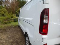 USED 2023 72 RENAULT TRAFIC 2.0 dCi Blue LL30 Business+ Panel Van 5dr Diesel Manual L2 H1 Euro 6 (s/s) (130 ps) F/S/H Satnav + Ac***