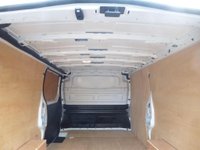 USED 2023 72 RENAULT TRAFIC 2.0 dCi Blue LL30 Business+ Panel Van 5dr Diesel Manual L2 H1 Euro 6 (s/s) (130 ps) F/S/H Satnav + Ac***