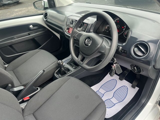 2017 VOLKSWAGEN UP! 1.0 Move up! Hatchback 5dr Petrol Manual Euro 6 (s/s) (60 ps) - Photo 12