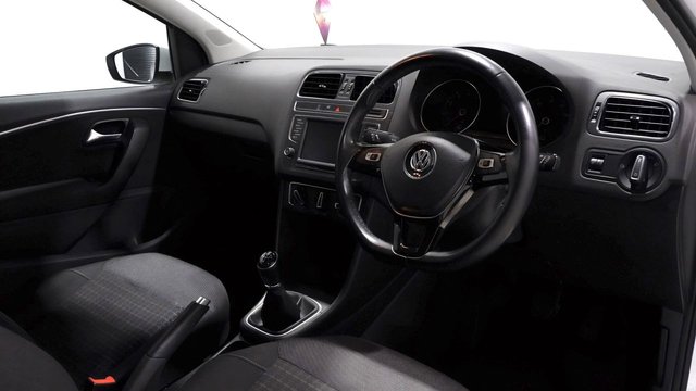 2015 Volkswagen Polo 1L Se 3dr - Photo 2