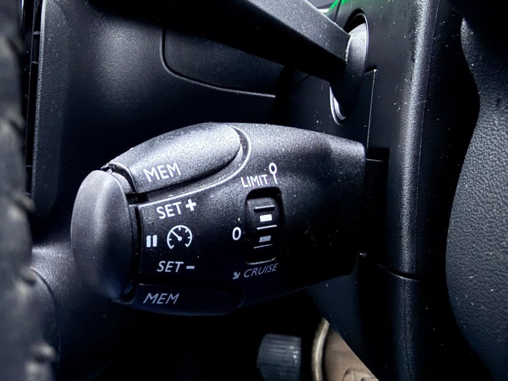 USED 2023 73 CITROEN C3 1.2 PureTech Shine Plus Hatchback 5dr Petrol EAT6 Euro 6 (s/s) (110 ps) APPLE CARPLAY+R/CAMERA+NAV+XENON