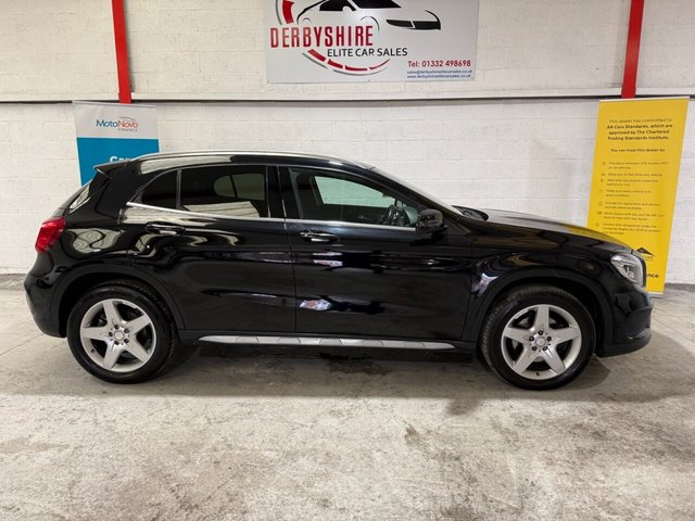 2016 MERCEDES-BENZ GLA 2.1 GLA220d AMG Line (Premium Plus) SUV 5dr Diesel 7G-DCT 4MATIC Euro 6 (s/s) (177 ps) - Photo 3