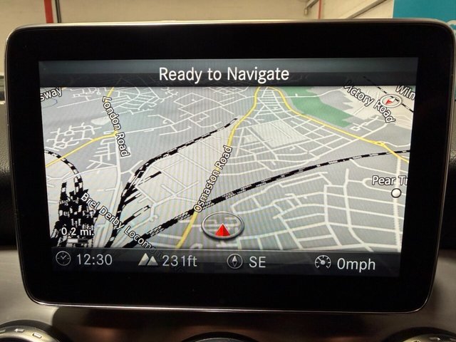 2016 MERCEDES-BENZ GLA 2.1 GLA220d AMG Line (Premium Plus) SUV 5dr Diesel 7G-DCT 4MATIC Euro 6 (s/s) (177 ps) - Photo 12