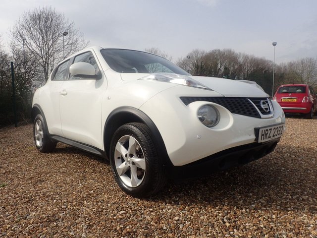 2014 NISSAN JUKE 1.6 Visia SUV 5dr Petrol Manual Euro 5 (94 ps) - Photo 2