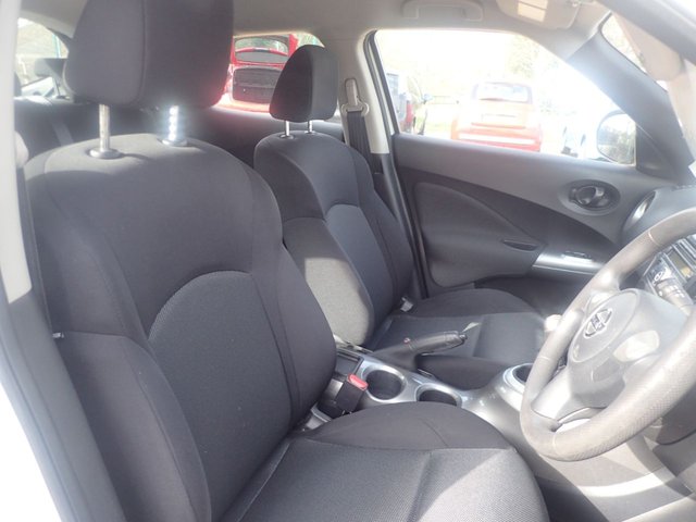 2014 NISSAN JUKE 1.6 Visia SUV 5dr Petrol Manual Euro 5 (94 ps) - Photo 6