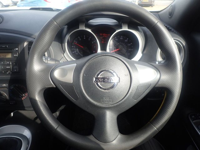 2014 NISSAN JUKE 1.6 Visia SUV 5dr Petrol Manual Euro 5 (94 ps) - Photo 7