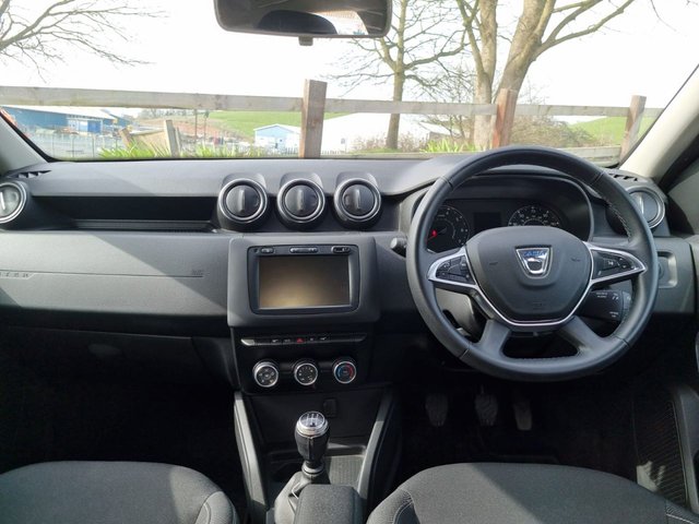 2019 DACIA DUSTER - Photo 5