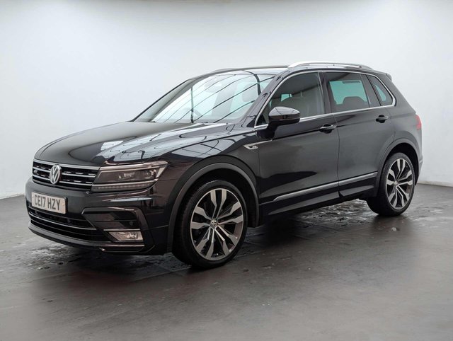 USED 2017 17 VOLKSWAGEN TIGUAN 2.0 Tiguan R-Line TDI BlueMotion Technology 4Motion Semi-Auto 4WD 5dr CLICK & COLLECT/ HOME DELIVERY