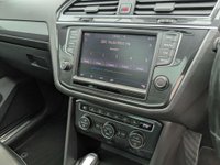 USED 2017 17 VOLKSWAGEN TIGUAN 2.0 Tiguan R-Line TDI BlueMotion Technology 4Motion Semi-Auto 4WD 5dr CLICK & COLLECT/ HOME DELIVERY