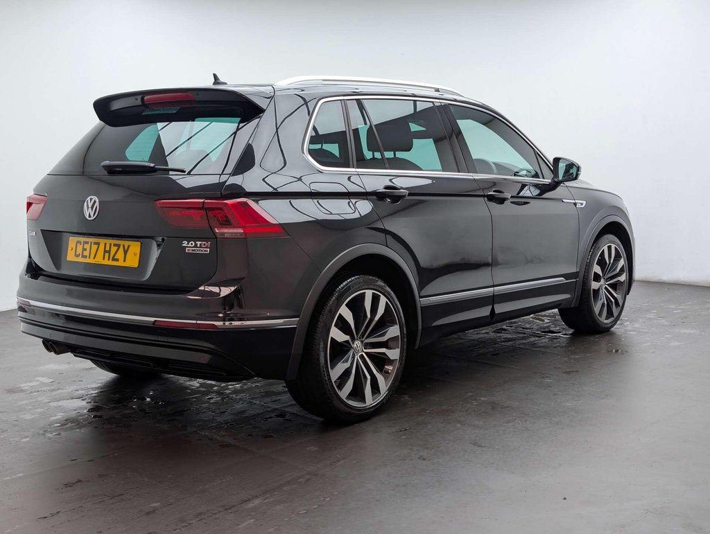 Used 2017 17 VOLKSWAGEN TIGUAN 2.0 Tiguan R-Line TDI BlueMotion Technology 4Motion Semi-Auto 4WD 5dr CLICK & COLLECT/ HOME DELIVERY