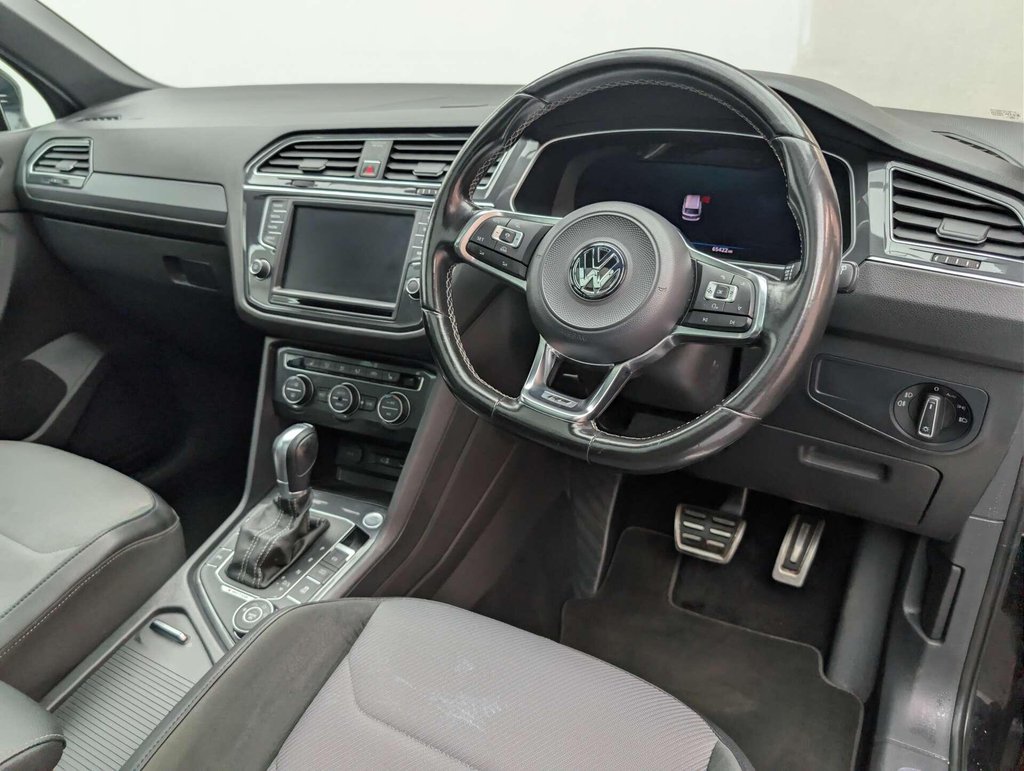 Used 2017 17 VOLKSWAGEN TIGUAN 2.0 Tiguan R-Line TDI BlueMotion Technology 4Motion Semi-Auto 4WD 5dr CLICK & COLLECT/ HOME DELIVERY