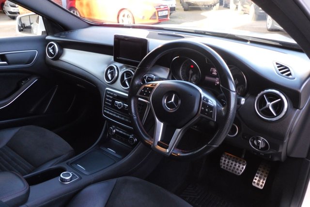 2015 Mercedes-Benz GLA - Photo 4