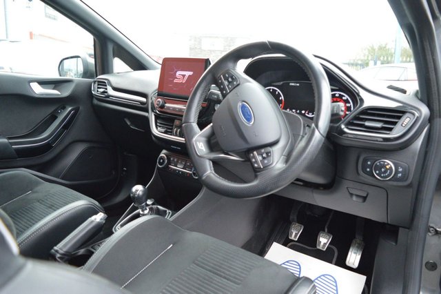 2019 FORD FIESTA 1.5T EcoBoost ST-3 Hatchback 3dr Petrol Manual Euro 6 (s/s) (200 ps) - Photo 6