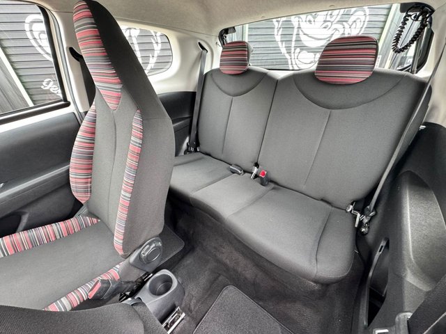 2017 CITROEN C1 1.0 VTi Feel Hatchback 3dr Petrol Manual Euro 6 (68 ps) - Photo 11