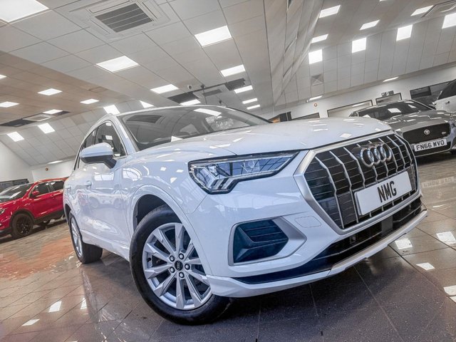 2021 Audi Q3 1.5L Sport 5dr - Photo 2