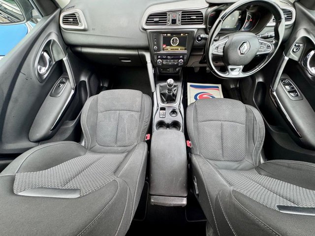 2017 RENAULT KADJAR 1.5 dCi Dynamique Nav SUV 5dr Diesel Manual Euro 6 (s/s) (110 ps) - Photo 8