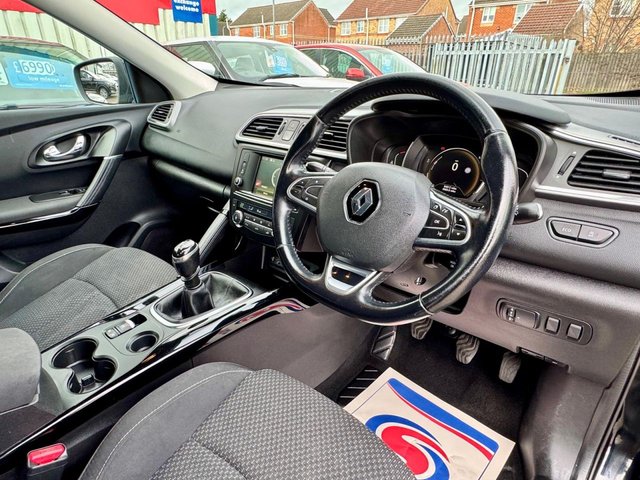 2017 RENAULT KADJAR 1.5 dCi Dynamique Nav SUV 5dr Diesel Manual Euro 6 (s/s) (110 ps) - Photo 12