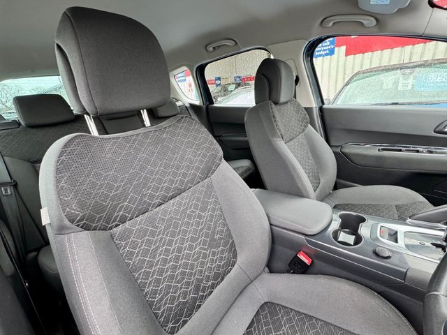 2015 PEUGEOT 3008 1.6 HDi Active SUV 5dr Diesel ETG Euro 5 (s/s) (115 ps) - Photo 12