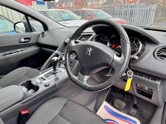 2015 PEUGEOT 3008 1.6 HDi Active SUV 5dr Diesel ETG Euro 5 (s/s) (115 ps) - Photo 11