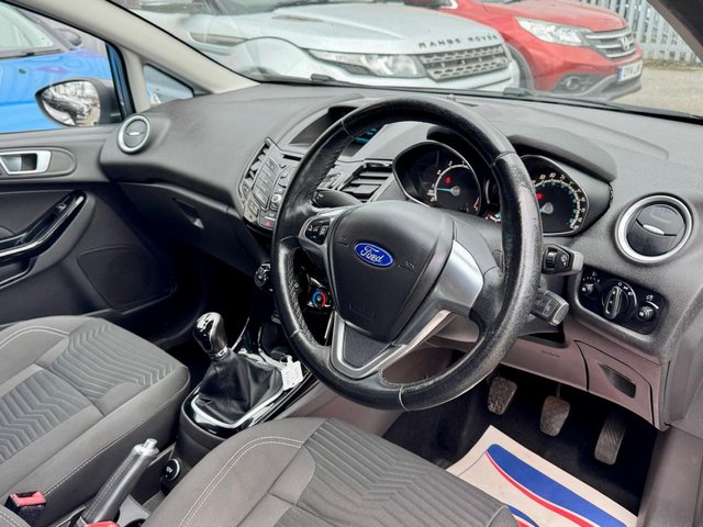 2015 FORD FIESTA 1.25 Zetec Hatchback 5dr Petrol Manual Euro 6 (82 ps) - Photo 9