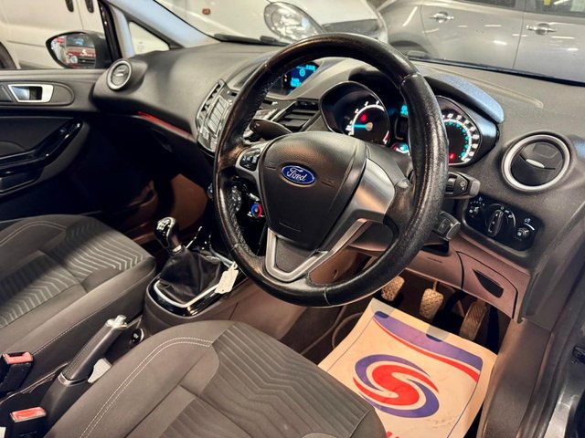 2015 FORD FIESTA 1.25 Zetec Hatchback 5dr Petrol Manual Euro 6 (82 ps) - Photo 10