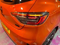 USED 2025 25 RENAULT CLIO 1.6 E-TECH esprit Alpine Hatchback 5dr Petrol Hybrid Auto Euro 6 (s/s) (145 ps) One Owner. Valencia Orange.