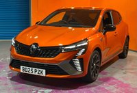 USED 2025 25 RENAULT CLIO 1.6 E-TECH esprit Alpine Hatchback 5dr Petrol Hybrid Auto Euro 6 (s/s) (145 ps) One Owner. Valencia Orange.