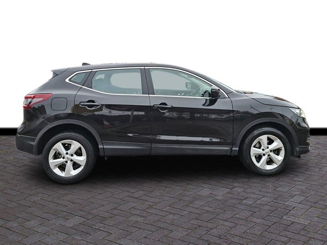 2021 Nissan Qashqai 1.3L Acenta Premium 5dr - Photo 4