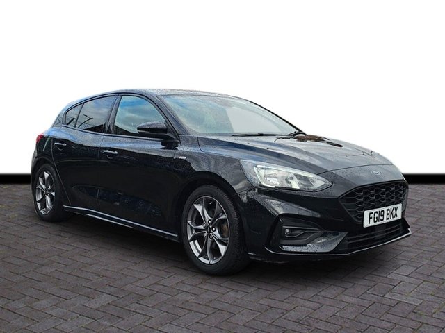 FORD FOCUS 1.0T ECOBOOST ST LINE HATCHBACK 5DR PETROL MANUAL EURO 6 S S... image 1