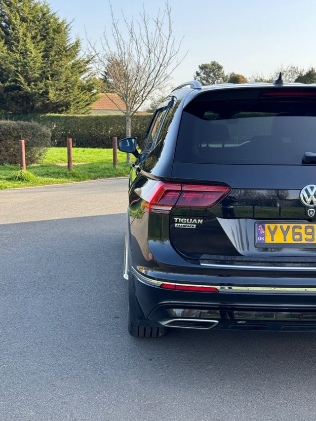 2019 VOLKSWAGEN TIGUAN ALLSPACE - Photo 11