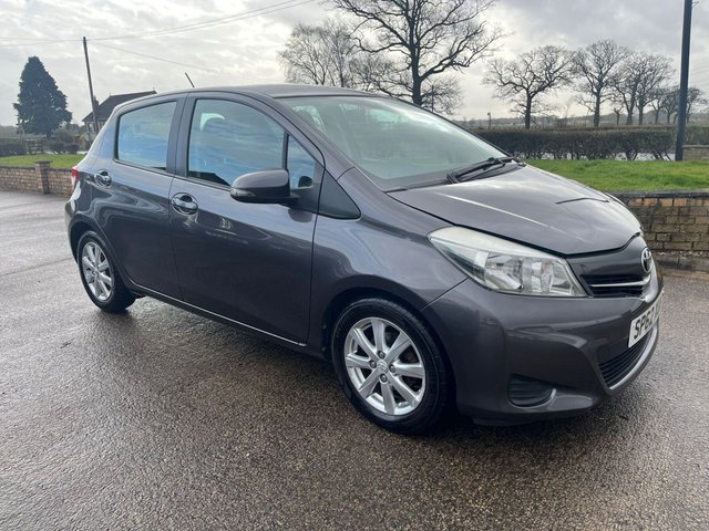 2012 TOYOTA YARIS - Photo 3