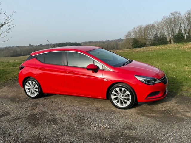2017 VAUXHALL ASTRA 2017 1.0i Turbo ecoTEC Design Hatchback 5dr Petrol Manual Euro 6 (s/s) (105 ps) - Photo 2
