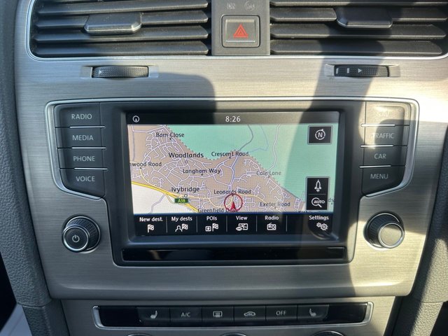 2016 VOLKSWAGEN GOLF - Photo 5