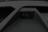 USED 2025 25 VOLKSWAGEN CRAFTER 2.0 TDI CR35 Commerce Plus FWD 140 BHP MWB High Roof Euro 6 ULEZ Compliant App Connect | Composition Colour 10.4 Inch Touch-Screen | Wooden Load Floor Cover